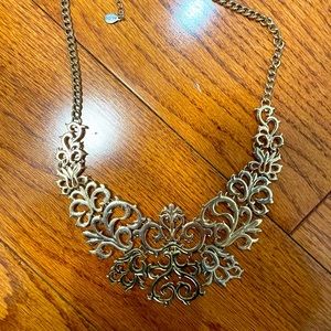 Aldo necklace